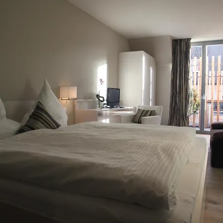Гостевой дом Weingut Gaestehaus Weigand Ипхофен