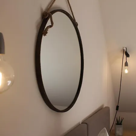 Гостевой дом Weingut Gaestehaus Weigand Ипхофен